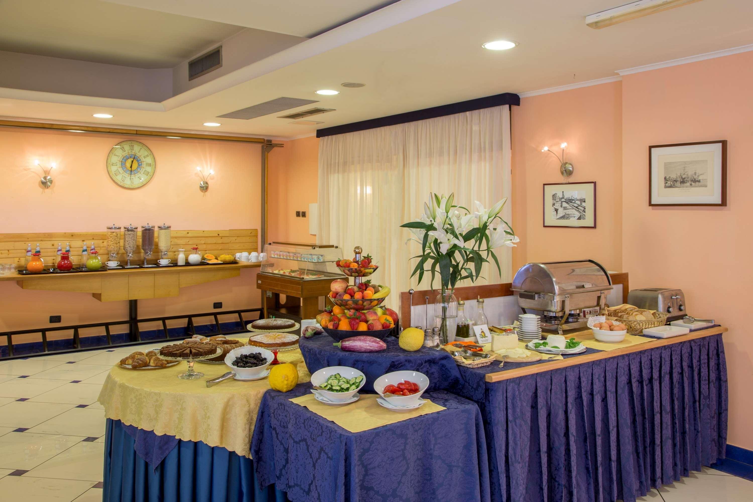 Best Western Blu Hotel Roma Exterior photo
